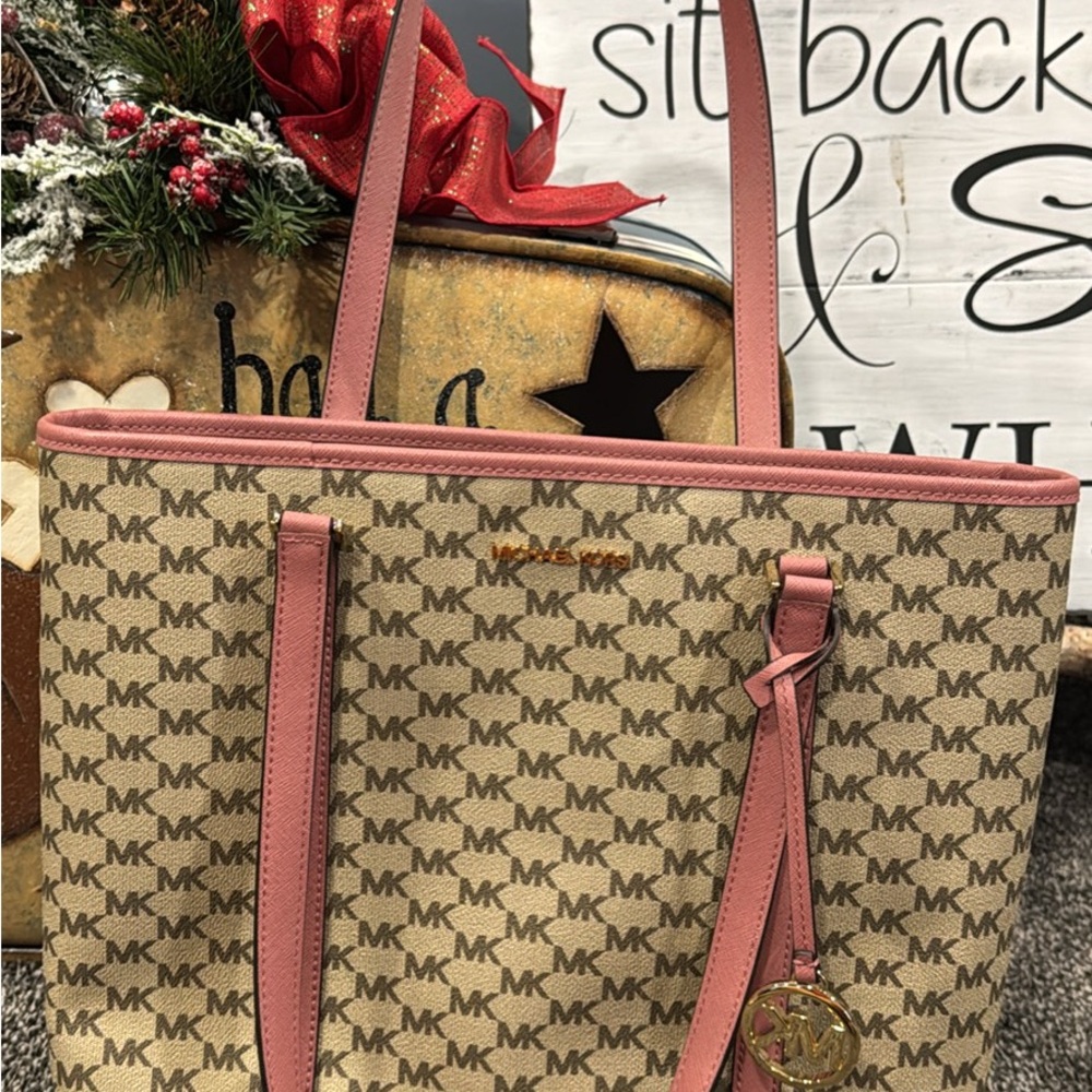 Michael Kors signature design tote